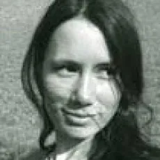 Flora Huynh