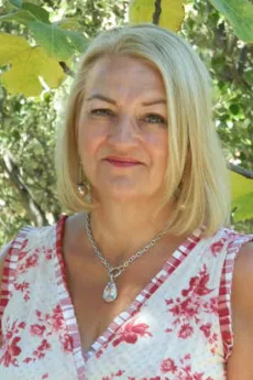 Lynne Graham