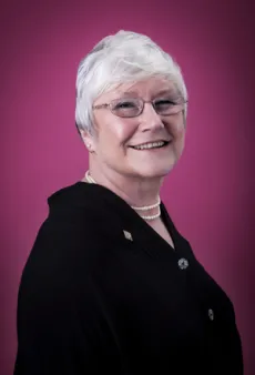 Liz Fielding