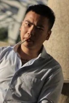 Jieyi Chen