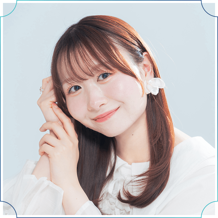 Momoka Kanzaki